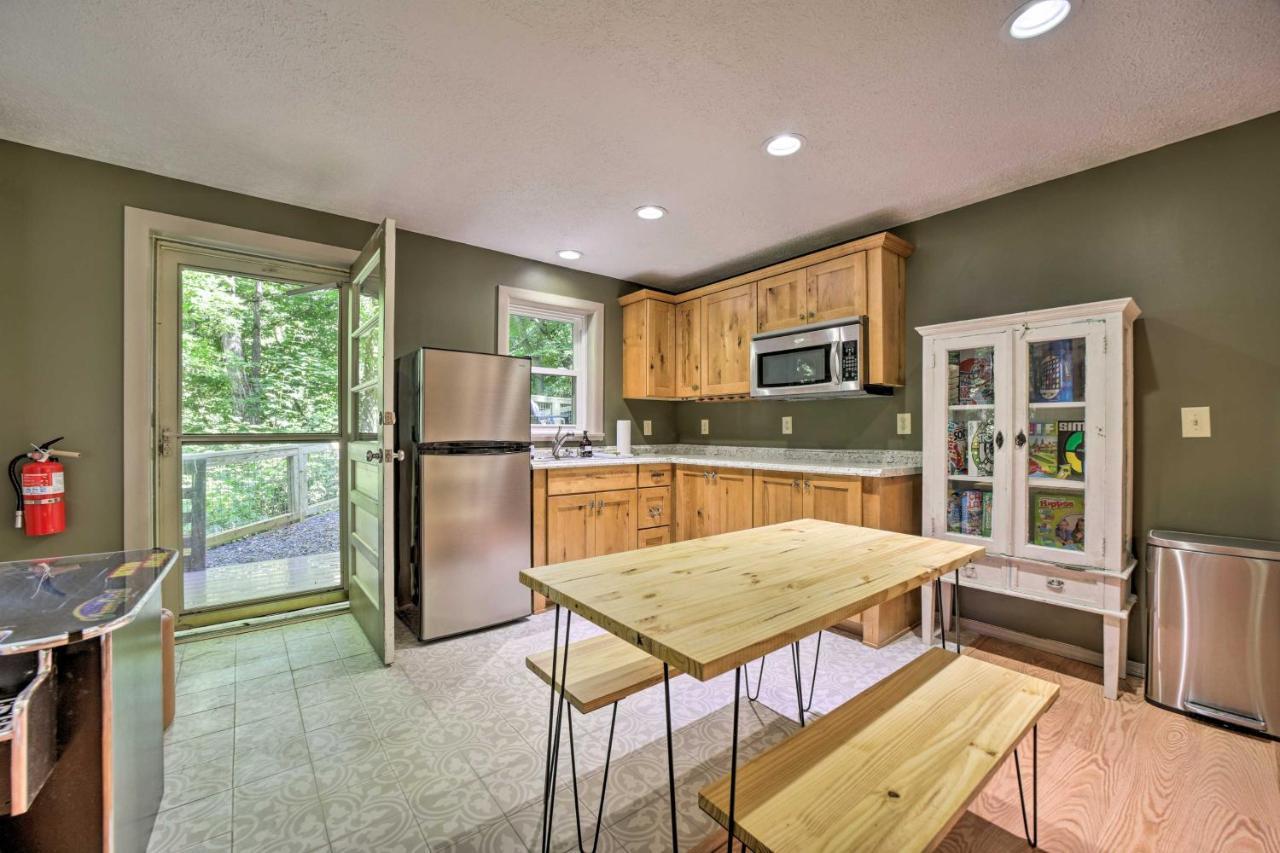 Charming Maggie Valley Getaway With Fire Pit! Bagian luar foto